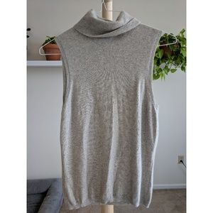 Ann Taylor 100% cashmere sleeveless turtleneck